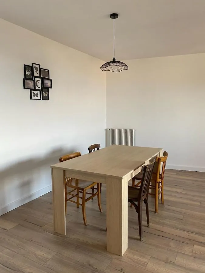 Appartement T2 centre de Thonon avec vue lac