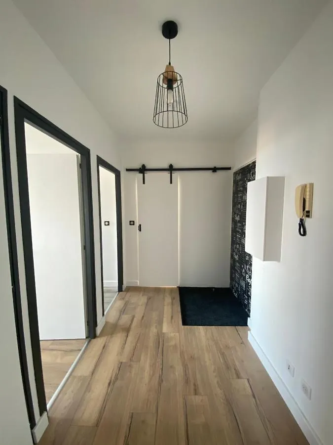 Appartement T2 centre de Thonon avec vue lac Thonon-les-Bains